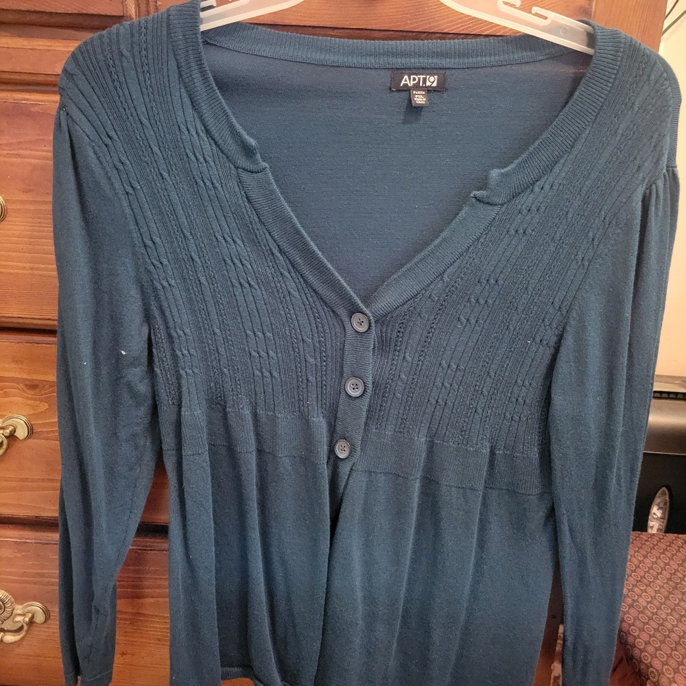 Apt. 9 Blue Cardigan Sweater with V-Neck Ribbed Design